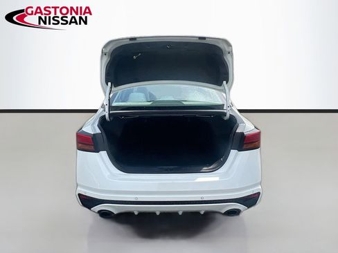 Used 2023 Nissan Altima 2.5 SV w/ SV Premium Package image 35