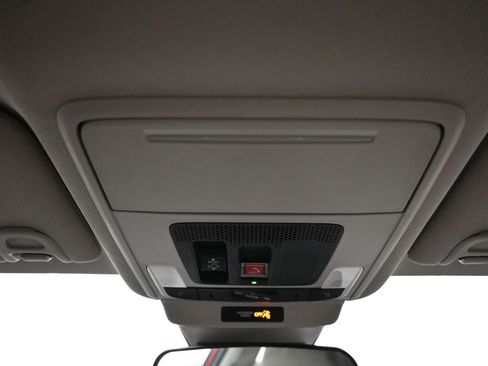 Certified 2024 Honda Accord EX image 17