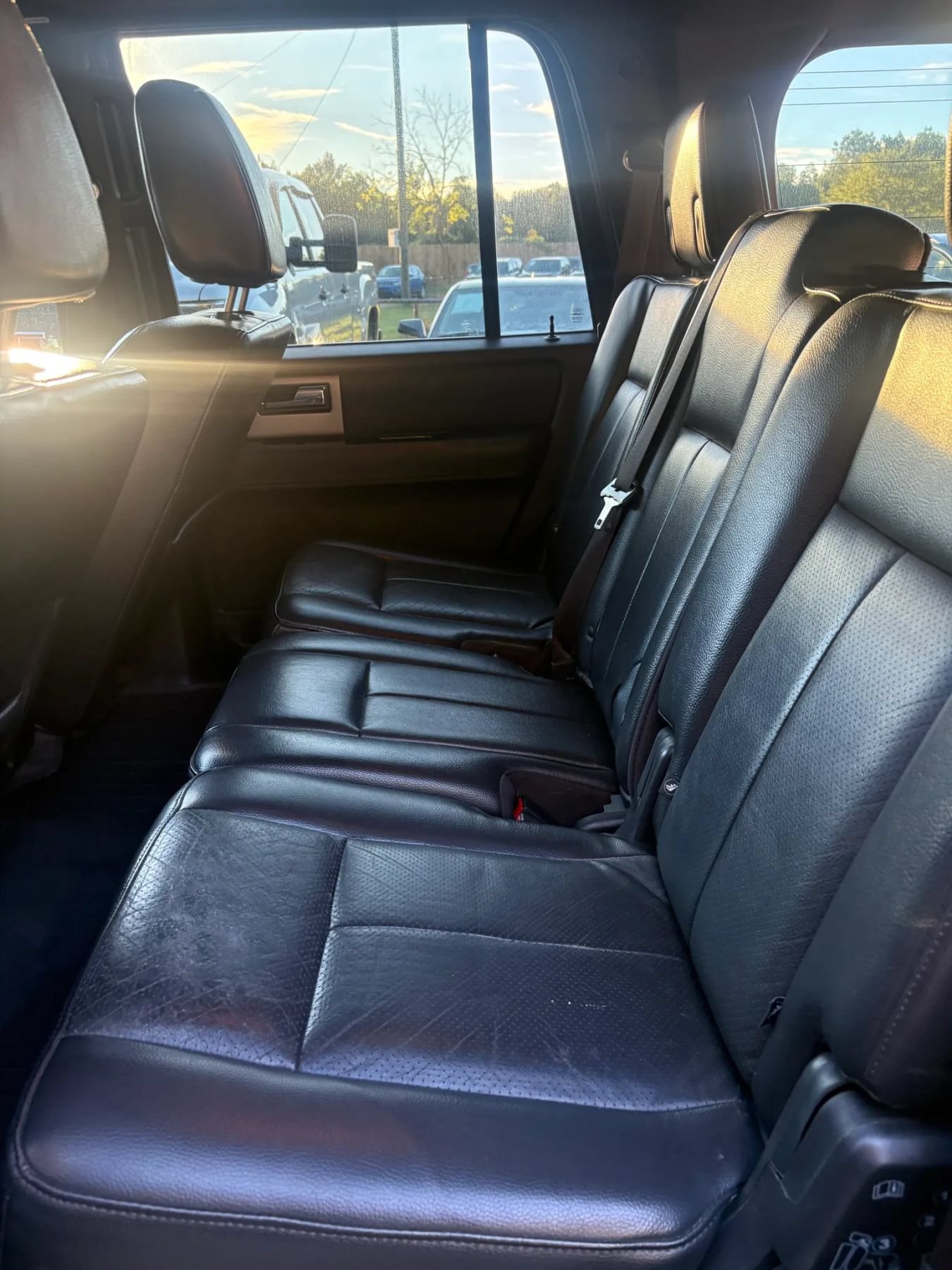 Used 2011 Ford Expedition Limited w/ 301A Rapid Spec Order Code AWD/4WD image 16