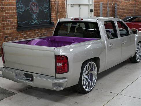 Used 2009 Chevrolet Silverado 1500 LT w/ Texas Edition RWD image 5