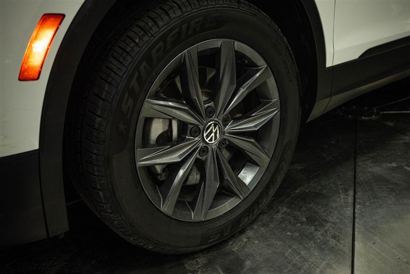 Used 2024 Volkswagen Tiguan Wolfsburg Edition AWD/4WD image 3