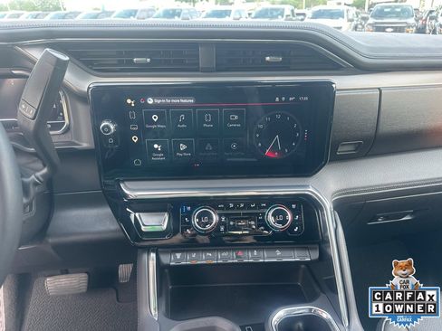 Used 2025 GMC Sierra 2500 Denali AWD/4WD image 27