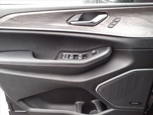 New 2024 Jeep Grand Cherokee Limited 4xe image 22