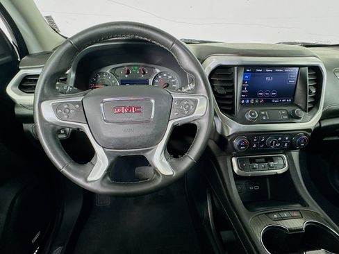 Used 2023 GMC Acadia SLT w/ Elevation Edition FWD image 10