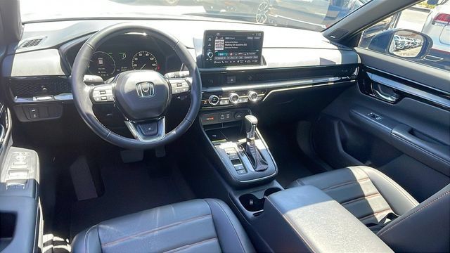 Used 2025 Honda CR-V Sport Touring image 14