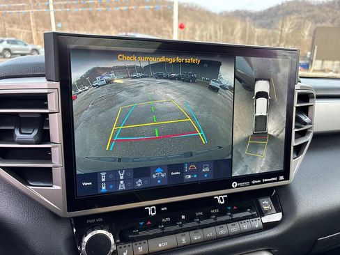 Used 2024 Toyota Tundra Limited image 22