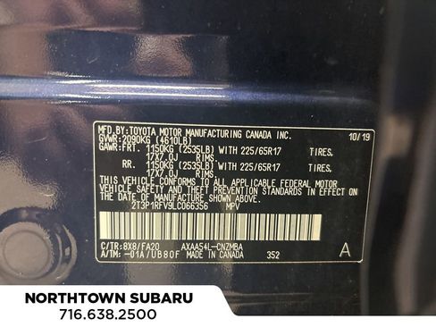 Used 2020 Toyota RAV4 XLE w/ Carpet Mat Package image 29