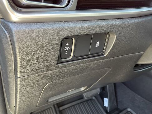 New 2026 Kia Sorento S w/ S Panoramic Sunroof Package image 10