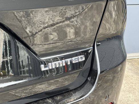 Used 2022 Jeep Grand Cherokee Limited AWD/4WD image 25