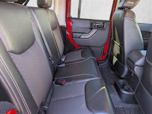 Used 2017 Jeep Wrangler Freedom Edition image 27