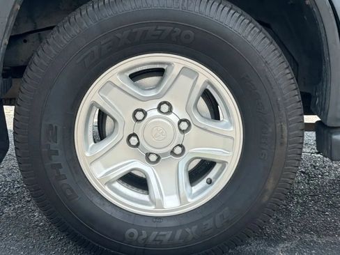 Used 1999 Toyota 4Runner SR5 RWD image 8