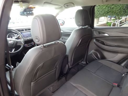 Used 2021 Buick Encore GX Select FWD image 19