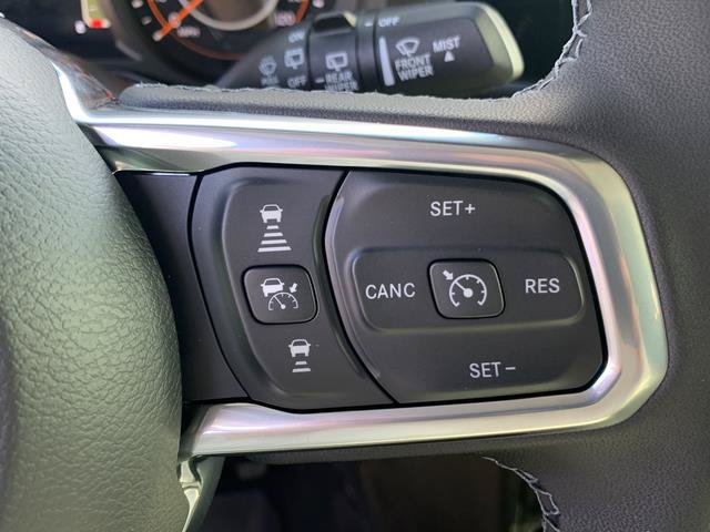 New 2026 Jeep Wrangler Unlimited Sahara AWD/4WD image 30