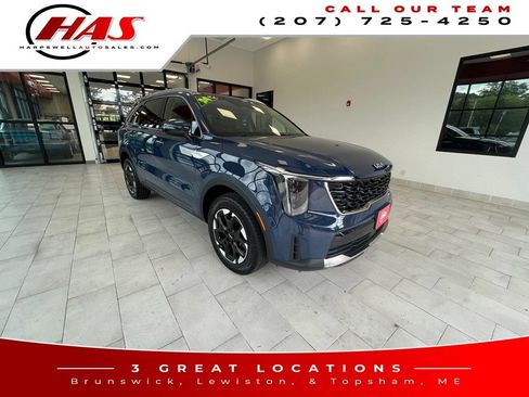 Used 2024 Kia Sorento S w/ Panoramic Sunroof Package AWD/4WD image 8
