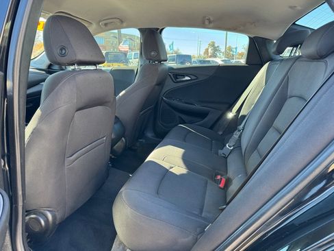 Used 2019 Chevrolet Malibu LS image 11