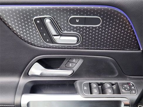 Certified 2026 Mercedes-Benz GLB 250 4MATIC image 11