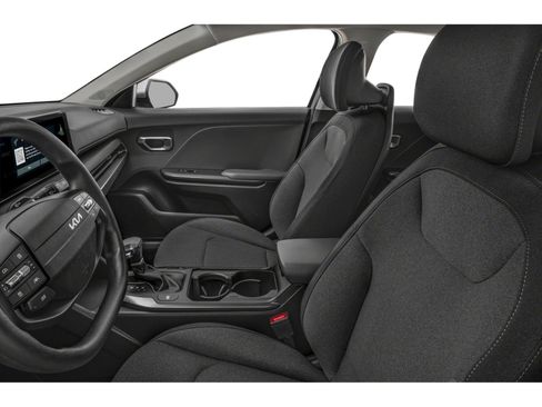 New 2025 Kia K4 LXS image 6
