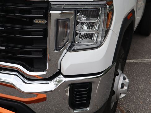 Used 2022 GMC Sierra 3500 Pro w/ Convenience Package AWD/4WD image 12