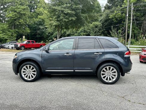 Used 2014 Lincoln MKX AWD w/ Equipment Group 102A image 4