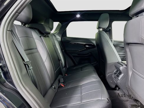 Used 2022 Land Rover Range Rover Evoque R-Dynamic S AWD/4WD image 35