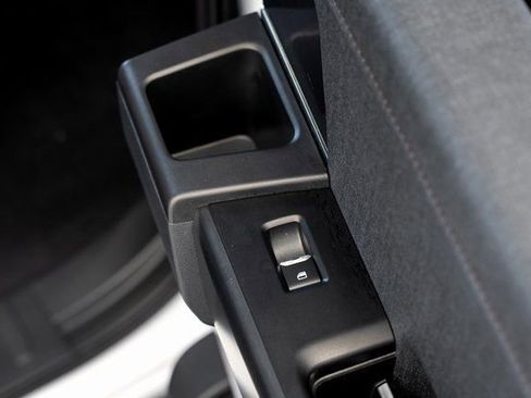 Used 2023 Ford F150 Raptor AWD/4WD image 70