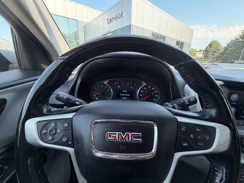Used 2018 GMC Terrain SLT w/ Preferred Package FWD image 10