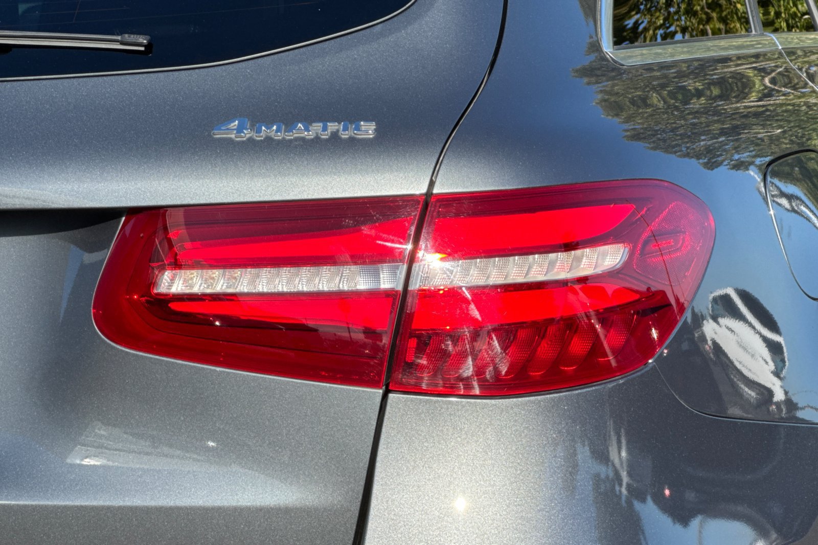 Used 2018 Mercedes-Benz GLC 350e 4MATIC image 48