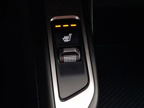 Certified 2025 Kia Sorento EX image 21