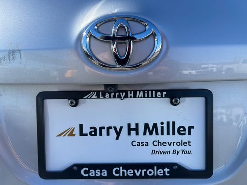 Used 2015 Toyota Corolla L image 20