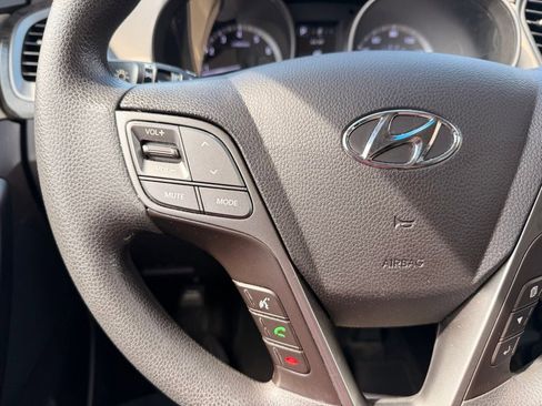 Used 2017 Hyundai Santa Fe Sport FWD image 11