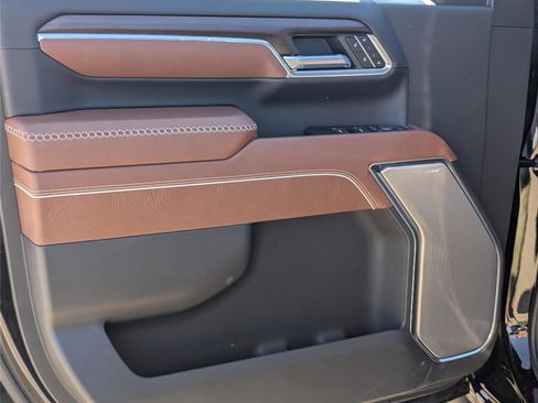 New 2026 GMC Sierra 2500 Denali Ultimate image 32