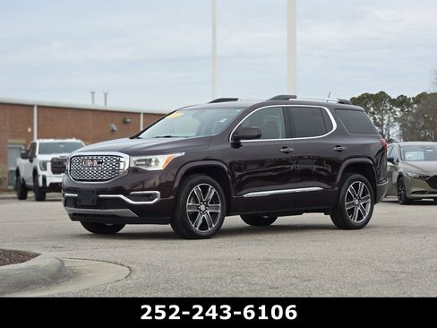 Used 2017 GMC Acadia Denali w/ Technology Package image 3