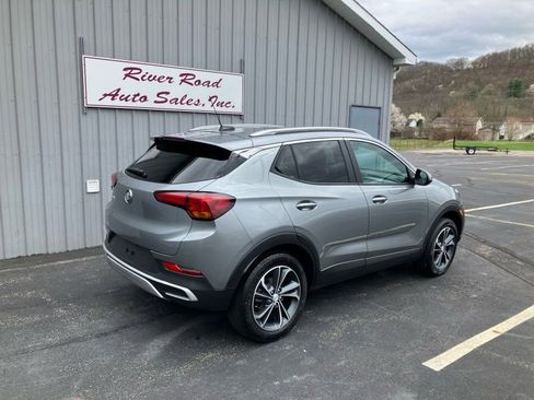 Used 2023 Buick Encore GX Essence w/ Experience Buick Package image 3