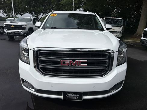 Used 2020 GMC Yukon SLT AWD/4WD image 3