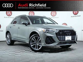 Used 2023 Audi Q3 2.0T Premium Plus w/ Premium Plus Package AWD/4WD video 1