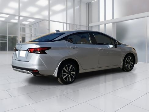 New 2025 Nissan Versa SV w/ Trunk Package FWD image 4