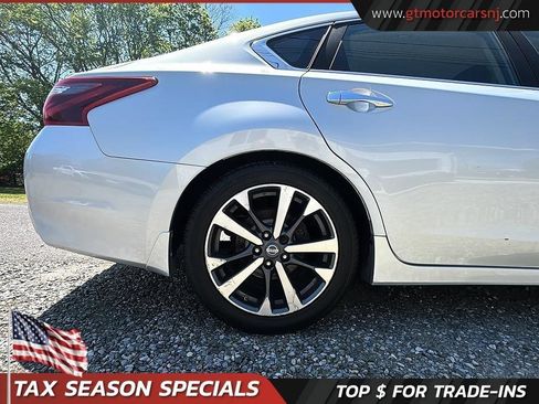 Used 2017 Nissan Altima 2.5 SR FWD image 16