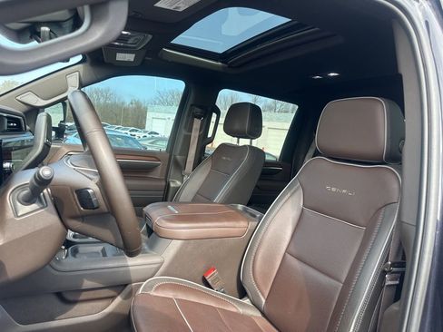 Used 2024 GMC Sierra 2500 Denali w/ Denali Reserve Package image 41