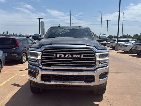 Used 2022 RAM 2500 Laramie AWD/4WD image 8