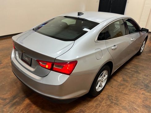Used 2018 Chevrolet Malibu LS FWD image 41