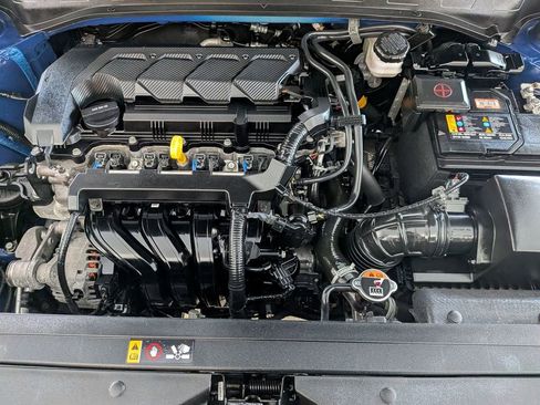 Used 2025 Hyundai Venue SEL FWD image 33
