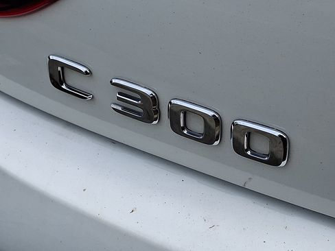 Used 2023 Mercedes-Benz C 300 4MATIC Cabriolet image 7