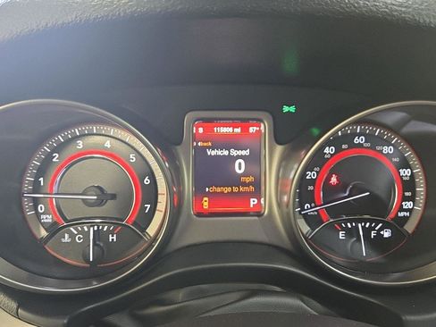 Used 2015 Dodge Journey Crossroad w/ Flexible Seating Group image 25