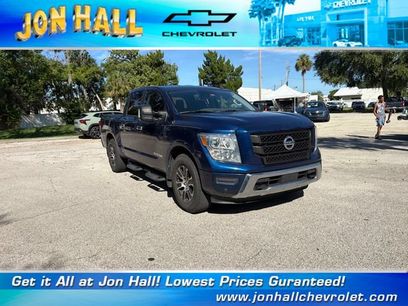 Used 2021 Nissan Titan SV w/ SV Convenience Package