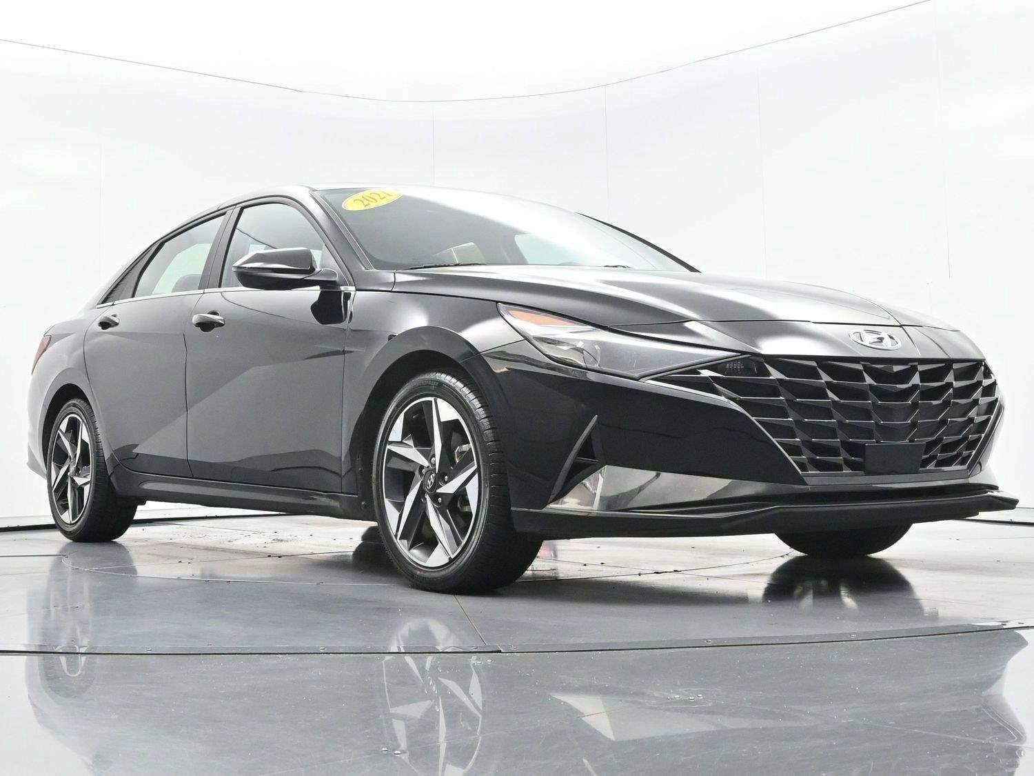 Used 2021 Hyundai Elantra Limited w/ Cargo Package FWD image 45