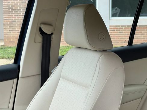 Used 2016 Volkswagen Tiguan S FWD image 25
