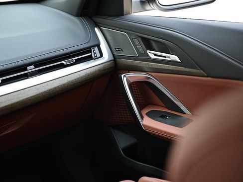 New 2026 BMW X1 xDrive28i w/ Technology Package image 27