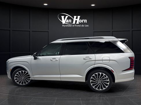 Used 2026 Hyundai Palisade Calligraphy AWD/4WD image 4