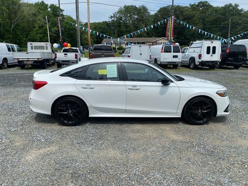 Used 2022 Honda Civic Sport image 4