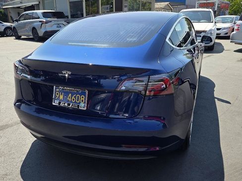 Used 2018 Tesla Model 3 Long Range RWD image 9